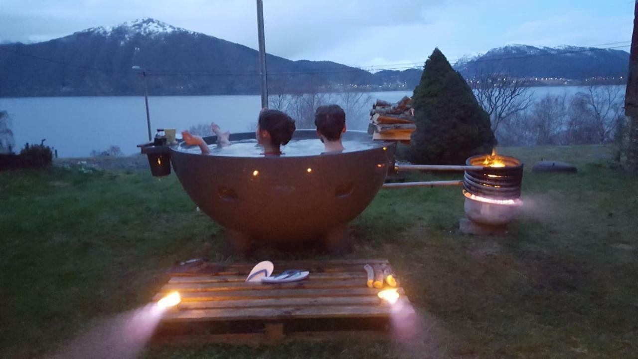 Tiny House With Fjordview! Villa Lauvstad Kültér fotó